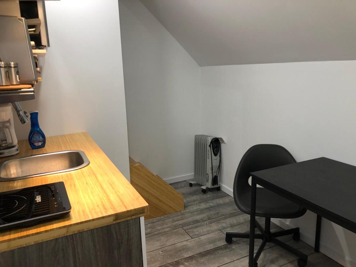 Well Equipped Studio For Non-Smoking Guests Only Citq Зo9467 Longueuil Eksteriør billede