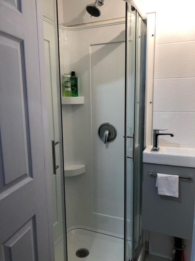 Well Equipped Studio For Non-Smoking Guests Only Citq Зo9467 Longueuil Eksteriør billede