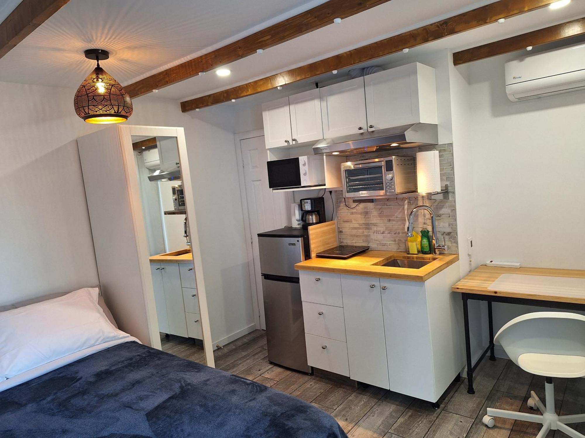 Well Equipped Studio For Non-Smoking Guests Only Citq Зo9467 Longueuil Eksteriør billede