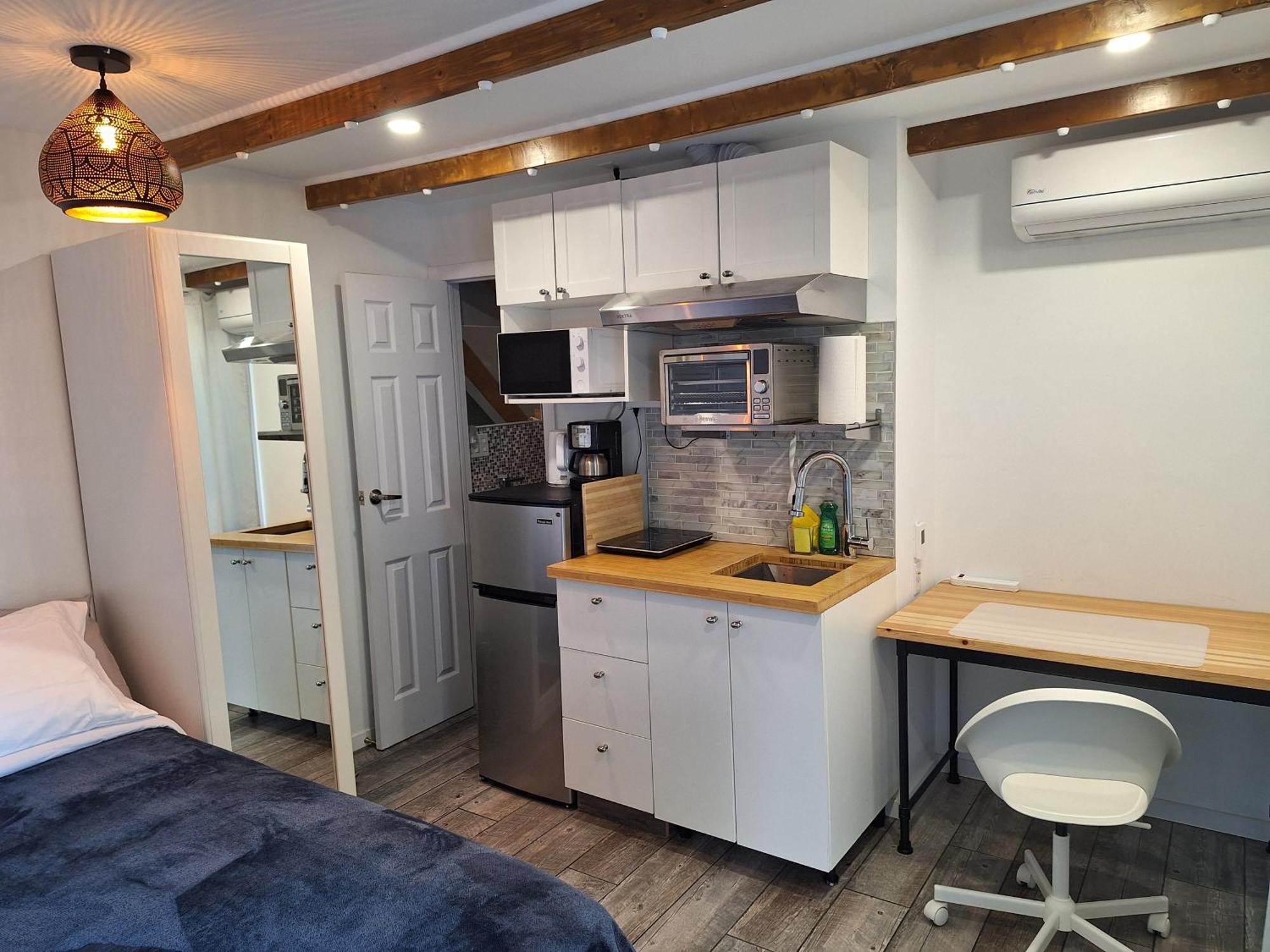 Well Equipped Studio For Non-Smoking Guests Only Citq Зo9467 Longueuil Eksteriør billede